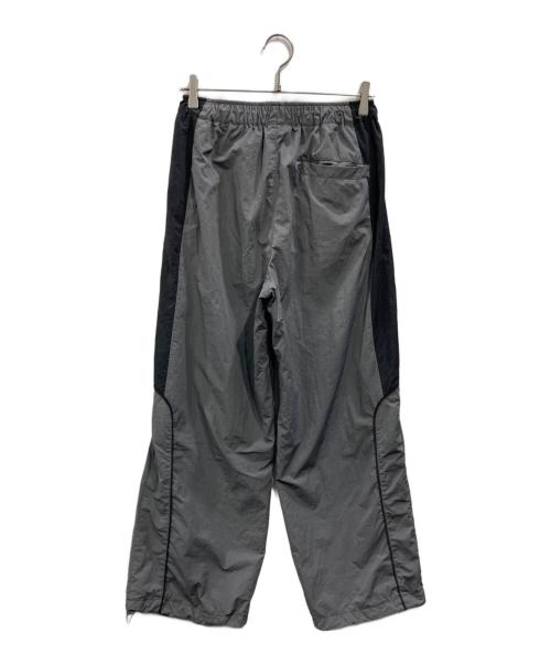 UMBRO（アンブロ）UMBRO (アンブロ) FREAK'S STORE (フリークストア) 別注ナイロンパンツ グレー サイズ:Mの古着・服飾アイテム