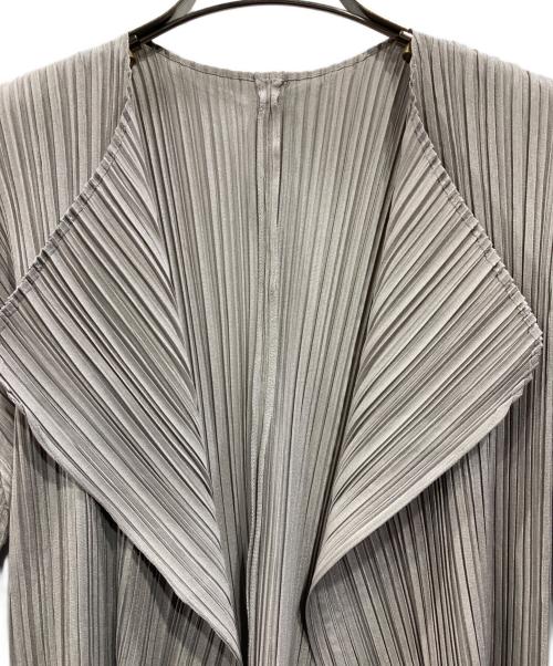PLEATS PLEASE（プリーツプリーズ）PLEATS PLEASE (プリーツプリーズ) プリーツカーディガン グレー サイズ:3の古着・服飾アイテム