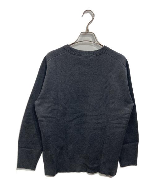 UNTITLED（アンタイトル）UNTITLED (アンタイトル) クルーネックニット グレーの古着・服飾アイテム