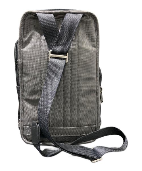TUMI（トゥミ）TUMI (トゥミ) ワンショルダーバッグ マルチカラーの古着・服飾アイテム