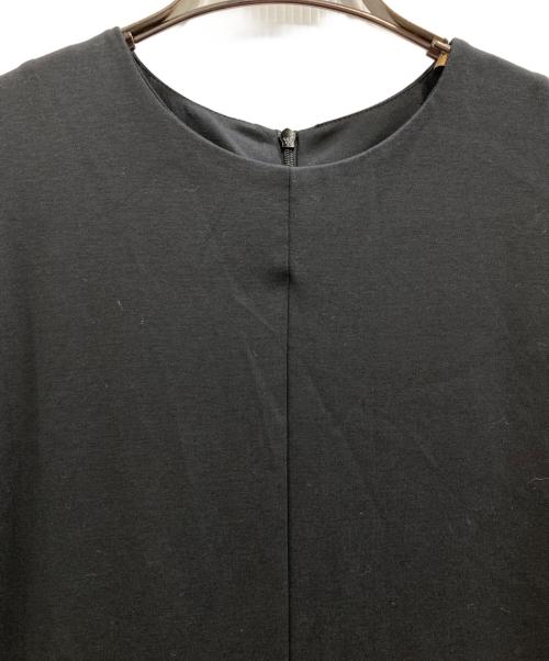 THE PAUSE（ザポーズ）THE PAUSE (ザポーズ) ショルダータックジャンプスーツ ブラック サイズ:Freeの古着・服飾アイテム