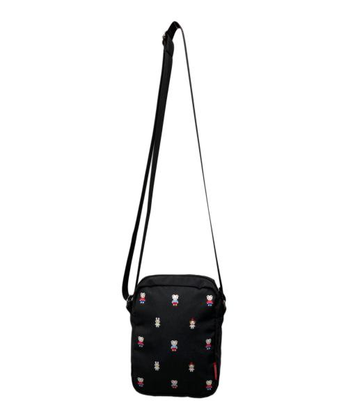 familiar（ファミリア）familiar (ファミリア) ピクセルアート柄ショルダーバッグ ブラックの古着・服飾アイテム