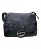 FENDIフェンディ）の古着「ショルダーバッグ」｜ブラック