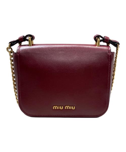 MIU MIU（ミュウミュウ）MIU MIU (ミュウミュウ) ショルダーバッグ レッドの古着・服飾アイテム