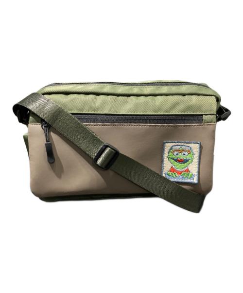 ear PAPILLONNER（イアパピヨネ）ear PAPILLONNER (イアパピヨネ) コラボウォレットショルダーバッグ オリーブの古着・服飾アイテム