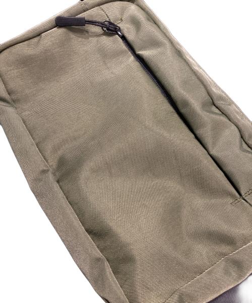 ear PAPILLONNER（イアパピヨネ）ear PAPILLONNER (イアパピヨネ) コラボウォレットショルダーバッグ オリーブの古着・服飾アイテム