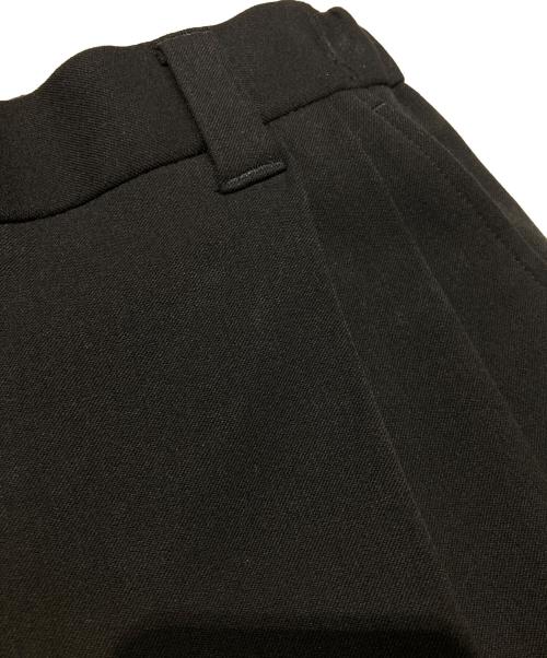 UNITED TOKYO（ユナイテッドトーキョー）UNITED TOKYO (ユナイテッドトーキョー) アウトラスト 2タックスラックス ブラック サイズ:2の古着・服飾アイテム