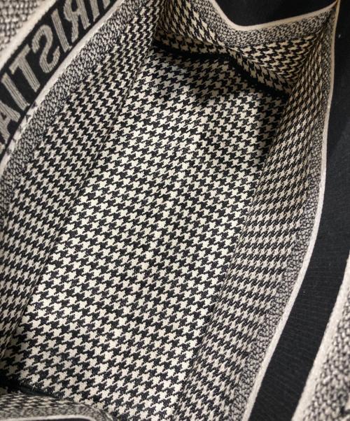 Christian Dior（クリスチャン ディオール）Christian Dior (クリスチャン ディオール) ブックトートミディアム ホワイト×ブラック サイズ:-の古着・服飾アイテム