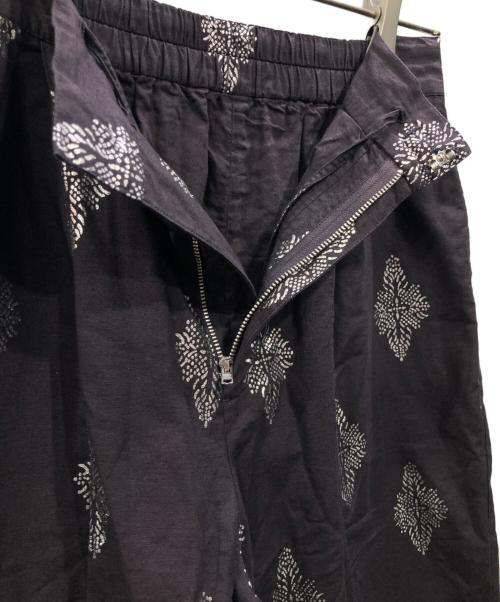 ne quittez pas（ヌキテパ）ne quittez pas (ヌキテパ) Cotton Linen Foil Print Pants ネイビー サイズ:Mの古着・服飾アイテム
