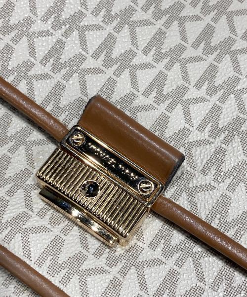 MICHAEL KORS（マイケル・コース）MICHAEL KORS (マイケル・コース) ショルダーバッグ ベージュの古着・服飾アイテム