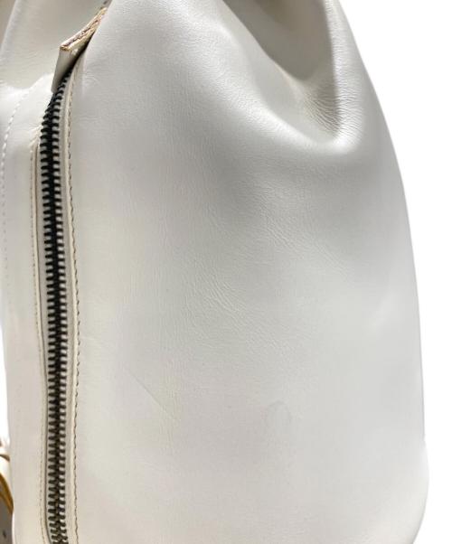 Salvatore Ferragamo（サルヴァトーレ フェラガモ）Salvatore Ferragamo (サルヴァトーレ フェラガモ) ガンチーニリュック ホワイトの古着・服飾アイテム