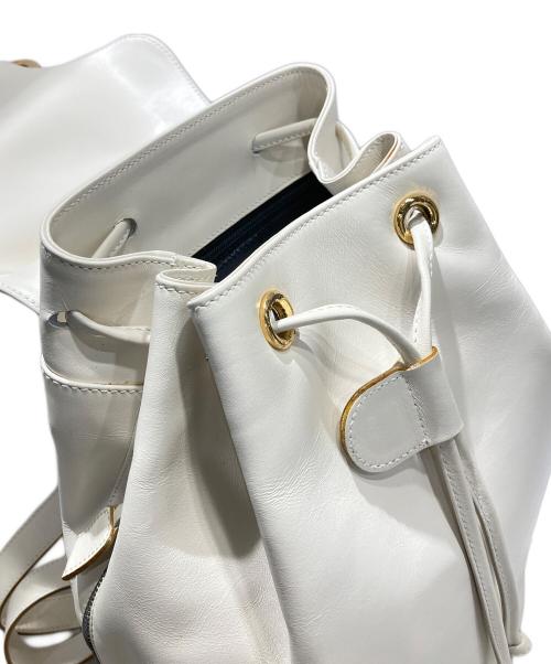 Salvatore Ferragamo（サルヴァトーレ フェラガモ）Salvatore Ferragamo (サルヴァトーレ フェラガモ) ガンチーニリュック ホワイトの古着・服飾アイテム