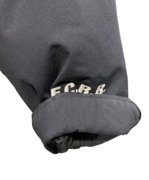 F.C.R.B.（エフシーレアルブリストル）F.C.R.B. (エフシーレアルブリストル) DOWN BENCH PARKA ベージュ サイズ:Lの古着・服飾アイテム
