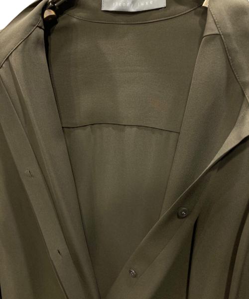 theory luxe（セオリーリュクス）theory luxe (セオリーリュクス) シルクブラウス カーキ サイズ:38の古着・服飾アイテム