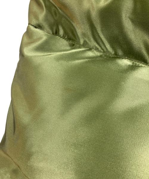 Rocky Mountain FeatherBed（ロッキーマウンテンフェザーベッド）Rocky Mountain FeatherBed (ロッキーマウンテンフェザーベッド) BEAMS (ビームス) PORTER (ポーター) ヨークレザーダウンベスト ベージュ×カーキ サイズ:Mの古着・服飾アイテム