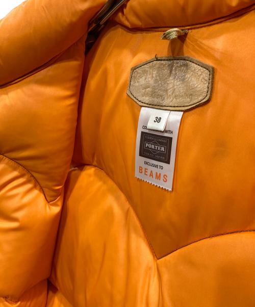 Rocky Mountain FeatherBed（ロッキーマウンテンフェザーベッド）Rocky Mountain FeatherBed (ロッキーマウンテンフェザーベッド) BEAMS (ビームス) PORTER (ポーター) ヨークレザーダウンベスト ベージュ×カーキ サイズ:Mの古着・服飾アイテム