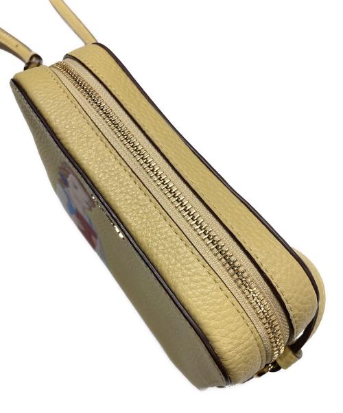 COACH（コーチ）COACH (コーチ) Disney (ディズニー) ショルダーバッグ イエローの古着・服飾アイテム