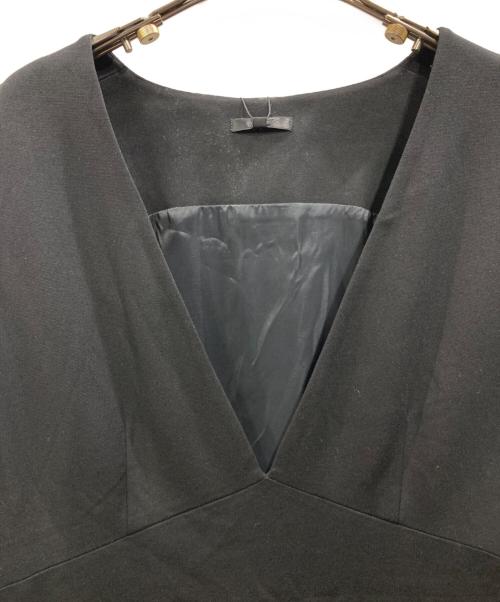 TO BE CHIC（トゥービーシック）TO BE CHIC (トゥービーシック) ジャンパースカート ブラック サイズ:44 未使用品の古着・服飾アイテム