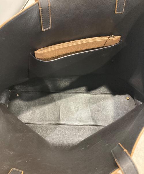 AKRIS（アクリス）AKRIS (アクリス) アイ スモールショルダー ブラウンの古着・服飾アイテム