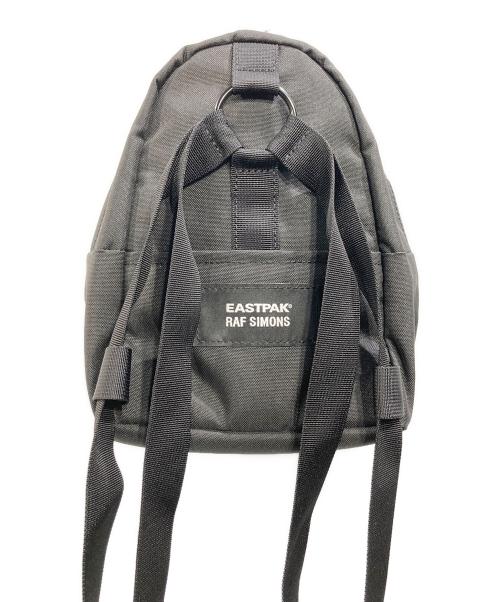 RAF SIMONS（ラフシモンズ）RAF SIMONS (ラフシモンズ) EASTPAK (イーストパック) リュック ブラックの古着・服飾アイテム