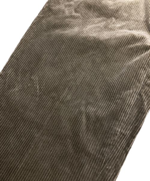 Burberry's（バーバリー）Burberry's (バーバリーズ) ツータックコーデュロイパンツ オリーブ サイズ:W88の古着・服飾アイテム