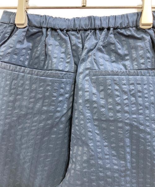 heliopole（エリオポール）heliopole (エリオポール) SEERSUCKER RELAX PANTs ネイビー サイズ:Sの古着・服飾アイテム