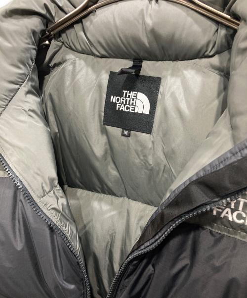 THE NORTH FACE（ザ ノース フェイス）THE NORTH FACE (ザ ノース フェイス) ヌプシジャケット ヒューズボックスグレー×アスファルトグレー サイズ:Mの古着・服飾アイテム