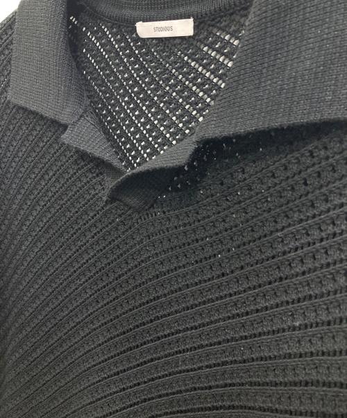 STUDIOUS（ステュディオス）STUDIOUS (ステュディオス) SKIPPER KNIT 洗えるニットポロ ブラック サイズ:2の古着・服飾アイテム