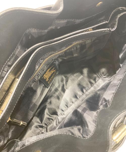 BURBERRY（バーバリー）BURBERRY (バーバリー) プローサム キルティングレザーバッグ ブラックの古着・服飾アイテム