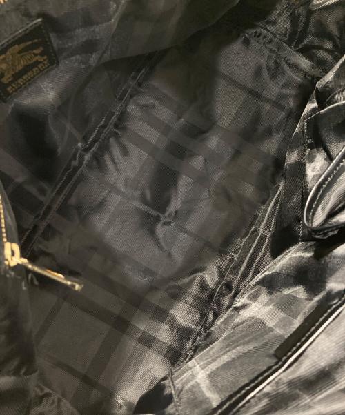 BURBERRY（バーバリー）BURBERRY (バーバリー) キルティングレザー切替バッグ ブラックの古着・服飾アイテム