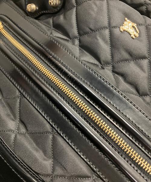 BURBERRY（バーバリー）BURBERRY (バーバリー) キルティングレザー切替バッグ ブラックの古着・服飾アイテム