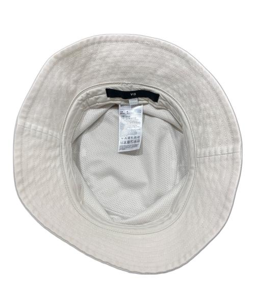 Y-3（ワイスリー）Y-3 (ワイスリー) バケットハット アイボリーの古着・服飾アイテム