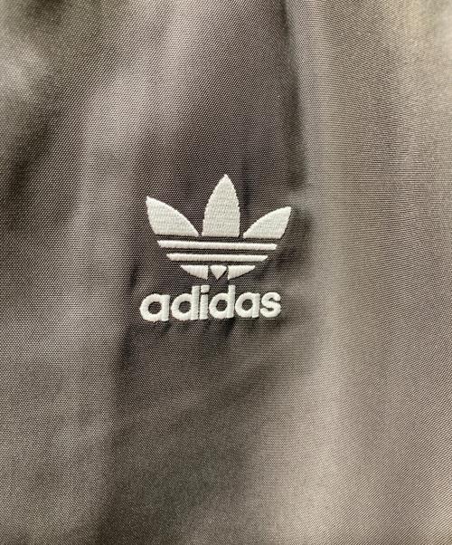 adidas（アディダス）adidas (アディダス) ADS200 ウィンドブレーカー グレー サイズ:SIZE Sの古着・服飾アイテム