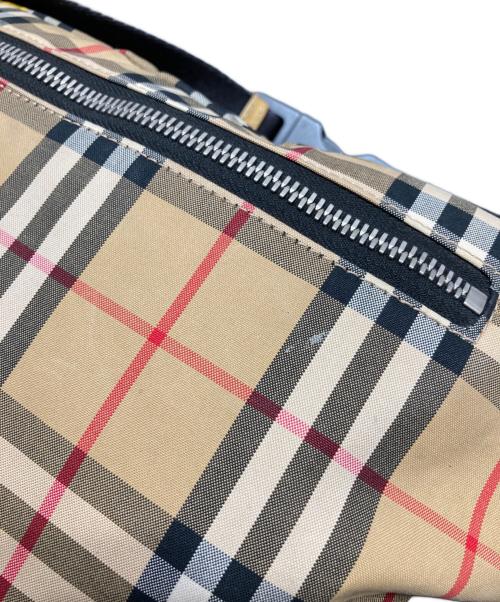 BURBERRY（バーバリー）BURBERRY (バーバリー) ウエストバッグ ベージュの古着・服飾アイテム