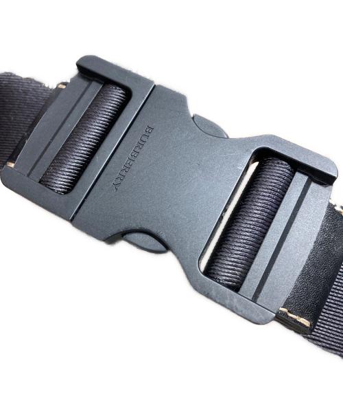 BURBERRY（バーバリー）BURBERRY (バーバリー) ウエストバッグ ベージュの古着・服飾アイテム