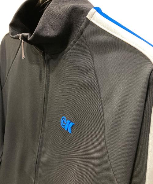 Calvin Klein Jeans（カルバンクラインジーンズ）Calvin Klein Jeans (カルバンクラインジーンズ) トラックジャケット ブラック サイズ:Sの古着・服飾アイテム