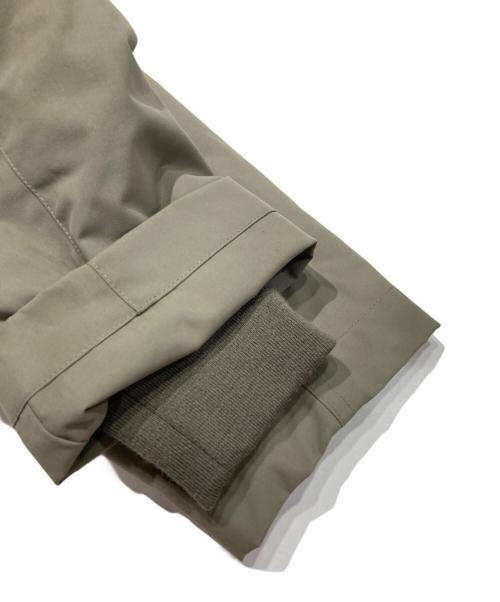 Canterbury（カンタベリー）CANTERBURY (カンタベリー) インバーカーギル ダウンミドルコート ベージュ サイズ:Lの古着・服飾アイテム