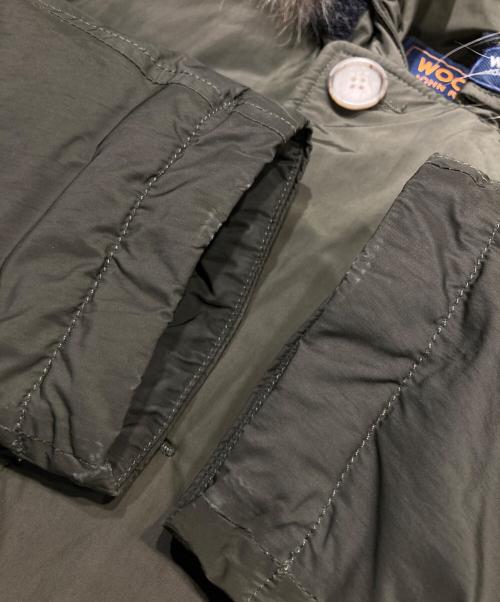 WOOLRICH（ウールリッチ）WOOLRICH (ウールリッチ) ARCTIC PARKA/ダウンジャケット オリーブ サイズ:Sの古着・服飾アイテム