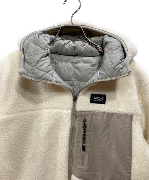 TAION（タイオン）TAION (タイオン) NOLLEY'S (ノーリーズ) 別注ボアフードリバーシブルダウン アイボリー サイズ:Mの古着・服飾アイテム
