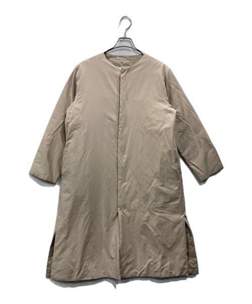 plantation（プランテーション）plantation (プランテーション) リバーシブルノーカラーダウンコート ベージュ サイズ:SIZE Mの古着・服飾アイテム