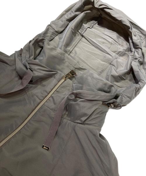 HERNO（ヘルノ）HERNO (ヘルノ) フーデットジャケット グレージュ サイズ:SIZE40の古着・服飾アイテム