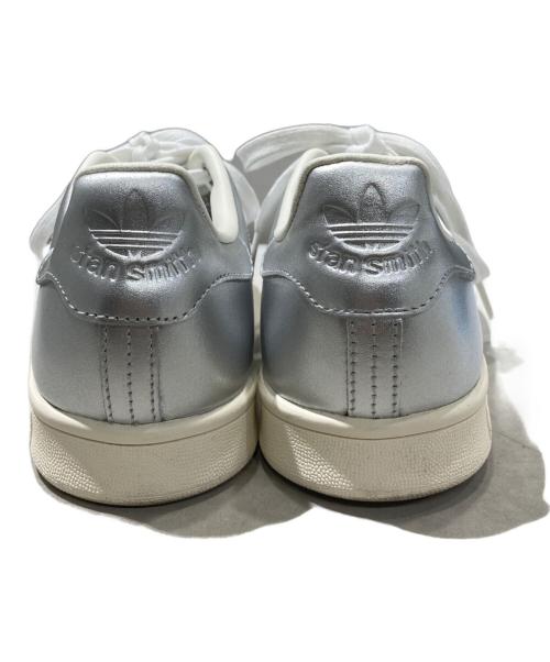 adidas（アディダス）adidas (アディダス) スタンスミス シルバー サイズ:24cmの古着・服飾アイテム