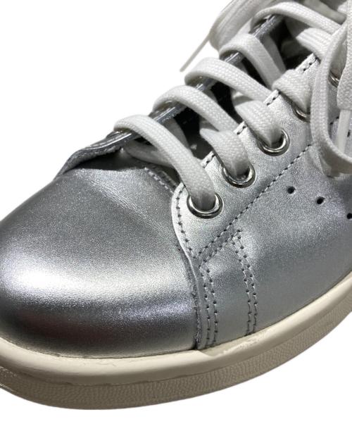 adidas（アディダス）adidas (アディダス) スタンスミス シルバー サイズ:24cmの古着・服飾アイテム