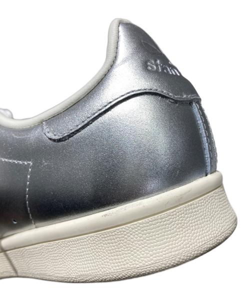 adidas（アディダス）adidas (アディダス) スタンスミス シルバー サイズ:24cmの古着・服飾アイテム