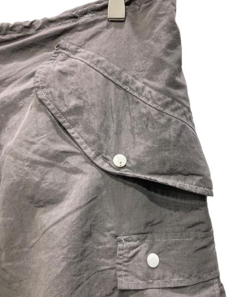 US ARMY（ユーエスアーミー）US ARMY (ユーエスアーミー) スノーカモカーゴパンツ グレー サイズ:SIZE Mの古着・服飾アイテム