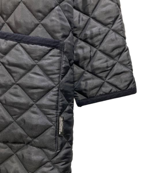 Traditional Weatherwear（トラディショナルウェザーウェア）Traditional Weatherwear (トラディショナルウェザーウェア) キルティングコート ネイビー サイズ:36の古着・服飾アイテム