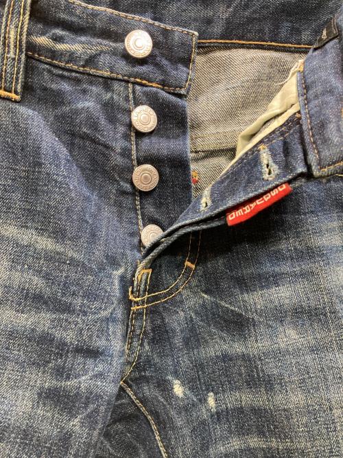 DSQUARED2（ディースクエアード）DSQUARED2 (ディースクエアード) リペア加工デニムパンツ インディゴ サイズ:SIZE42の古着・服飾アイテム