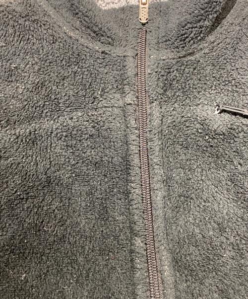 Patagonia（パタゴニア）Patagonia (パタゴニア) レギュレーターR4ジャケット ブラック サイズ:Lの古着・服飾アイテム