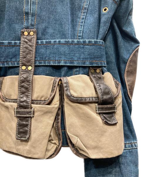 DSQUARED2（ディースクエアード）DSQUARED2 (ディースクエアード) ドッキングミリタリーポーチデニムジャケット インディゴ サイズ:40の古着・服飾アイテム