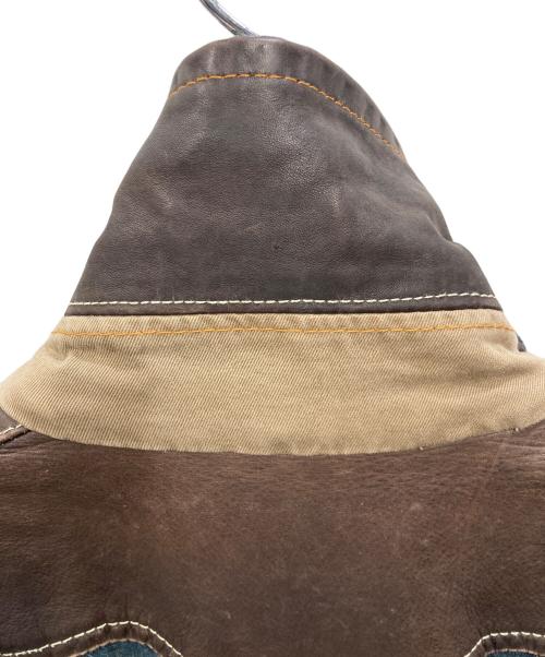 DSQUARED2（ディースクエアード）DSQUARED2 (ディースクエアード) ドッキングミリタリーポーチデニムジャケット インディゴ サイズ:40の古着・服飾アイテム